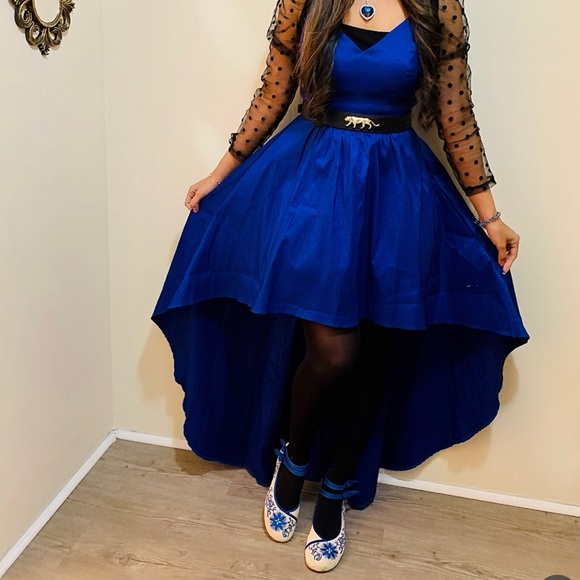 Prom dress 👗 - Picture 2 of 3